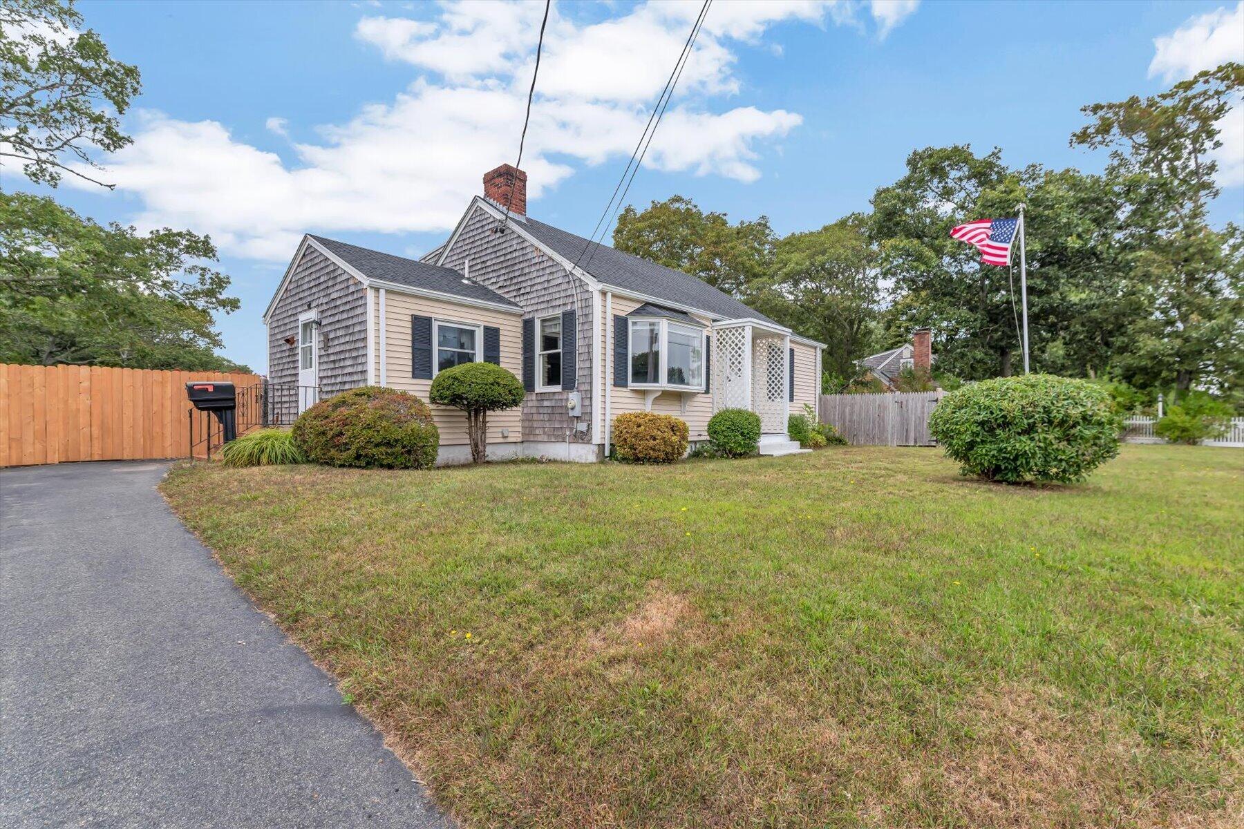 7 Queens Bay Lane Buzzards Bay MA 02532