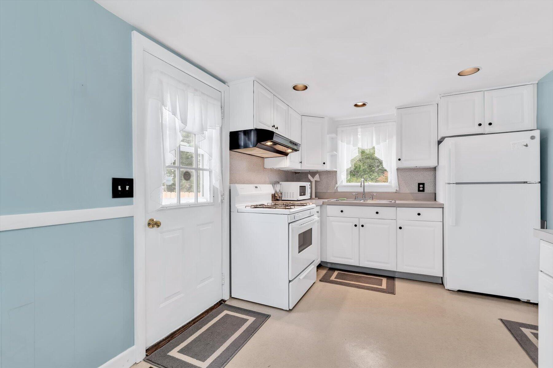 7 Queens Bay Lane Buzzards Bay MA 02532