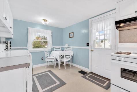 7 Queens Bay Lane Buzzards Bay MA 02532