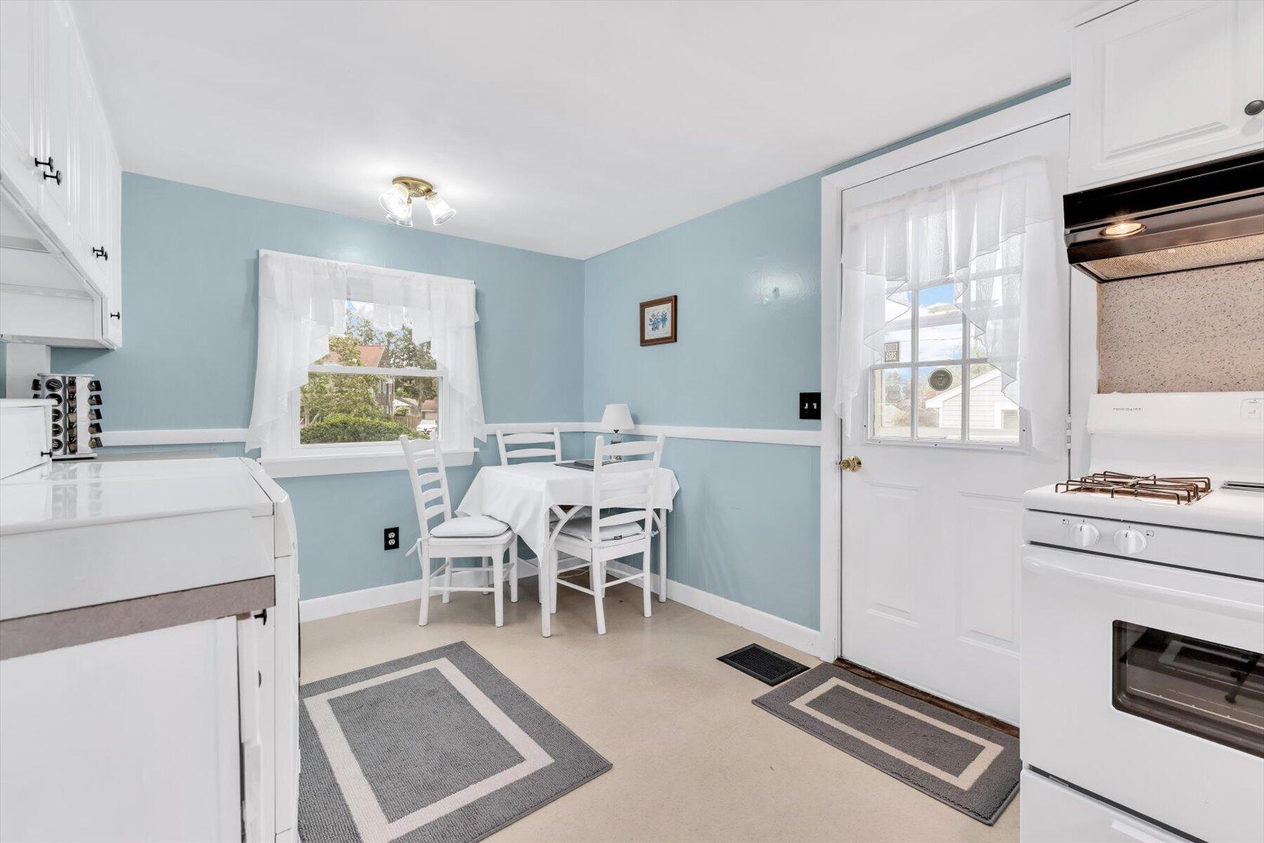 7 Queens Bay Lane Buzzards Bay MA 02532