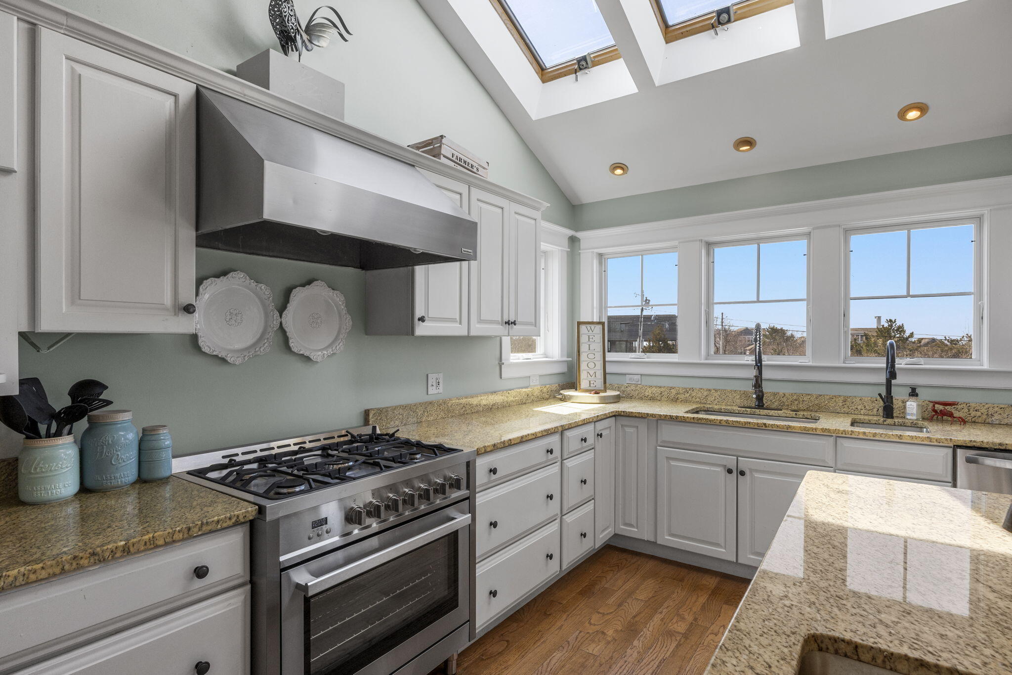 22 Bay View Road Truro MA 02666