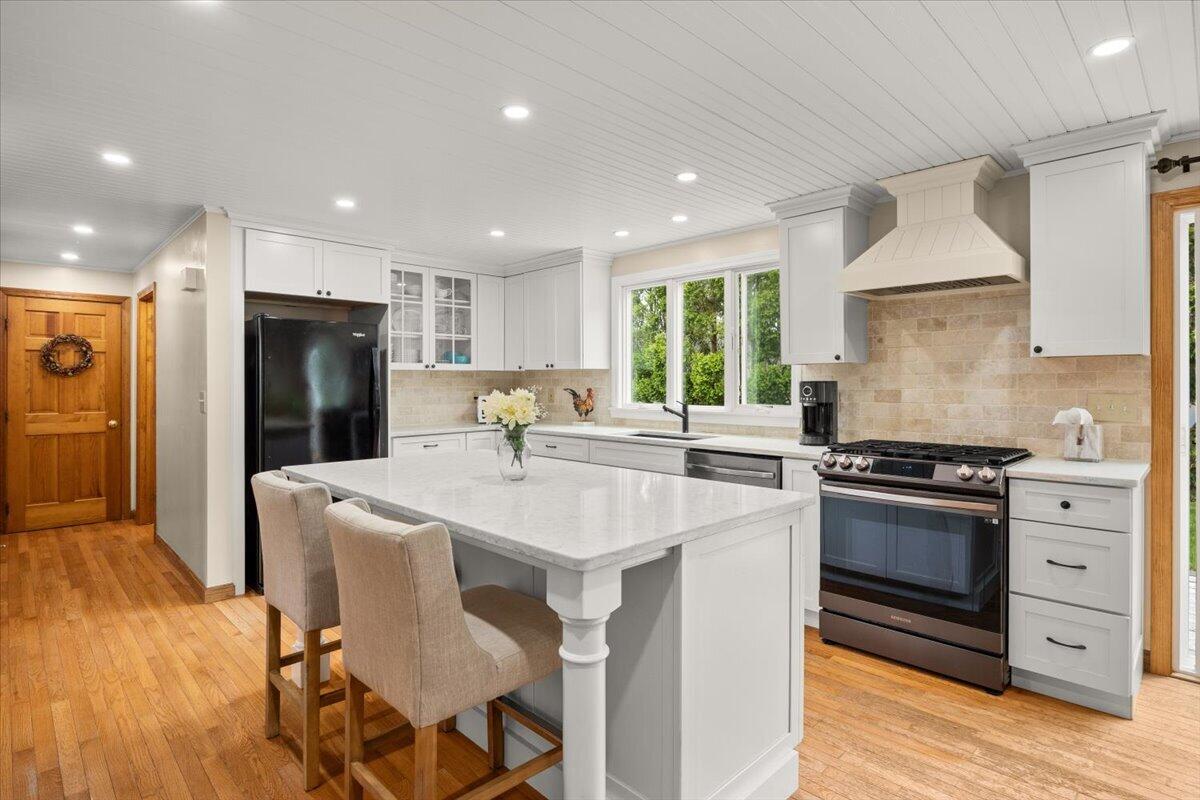 34 Windsor Way Mashpee MA 02649