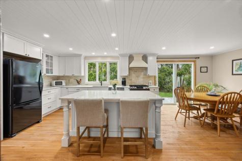 34 Windsor Way Mashpee MA 02649