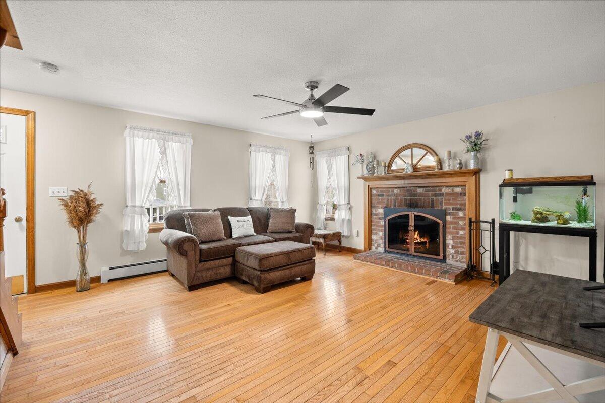 34 Windsor Way Mashpee MA 02649