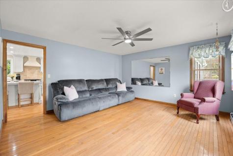 34 Windsor Way Mashpee MA 02649
