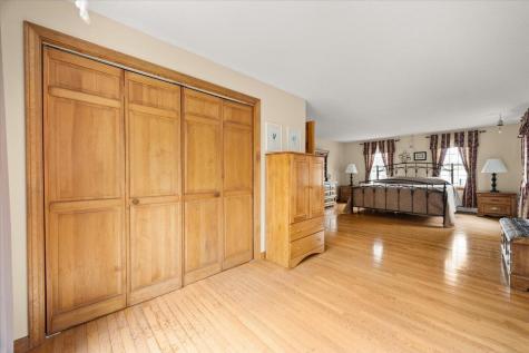 34 Windsor Way Mashpee MA 02649