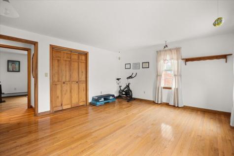 34 Windsor Way Mashpee MA 02649