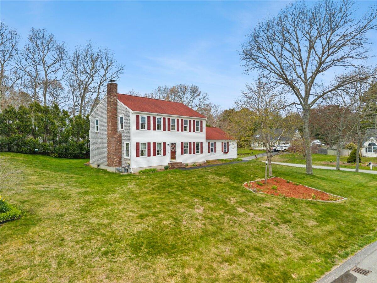 34 Windsor Way Mashpee MA 02649