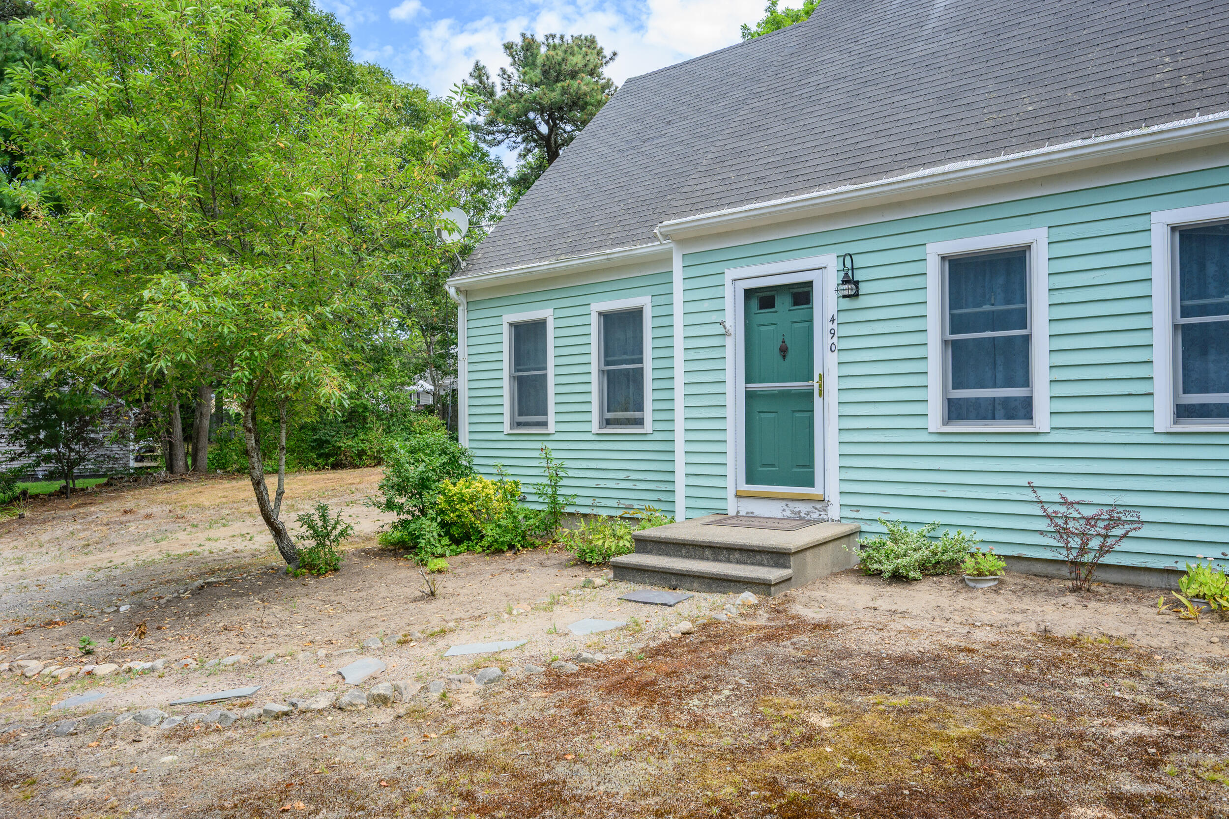 490 W Yarmouth Road Yarmouth MA 02673