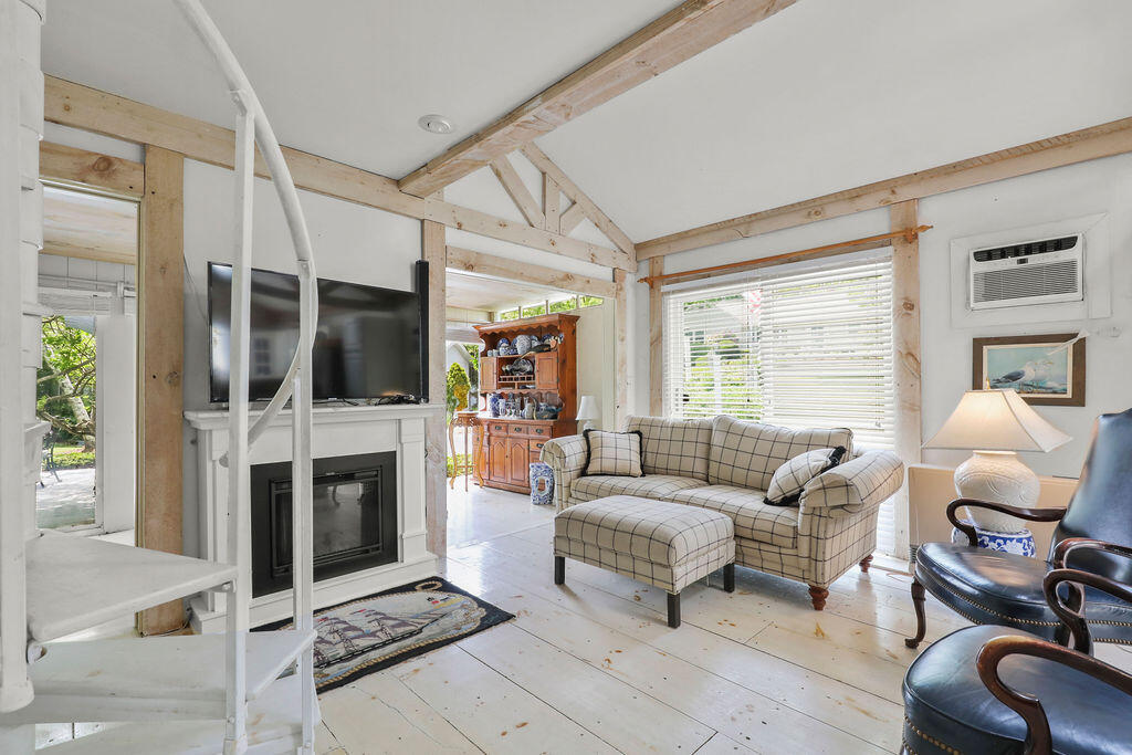 130 Wimbledon Drive Yarmouth MA 02673