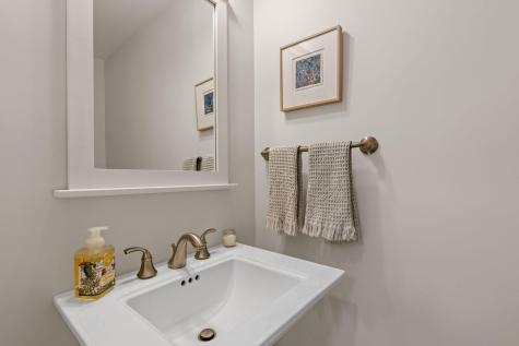 1 Captain Williams Way Truro MA 02666