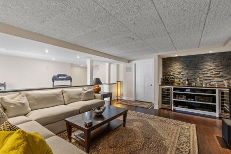 1 Captain Williams Way Truro MA 02666