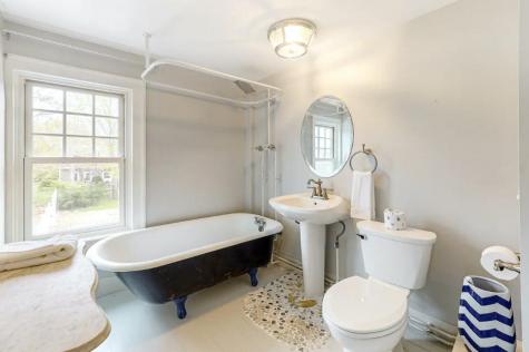 167 Old Main Street Yarmouth MA 02664