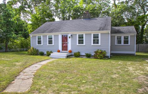 7 Uncle Ephriams Road South Yarmouth MA 02664