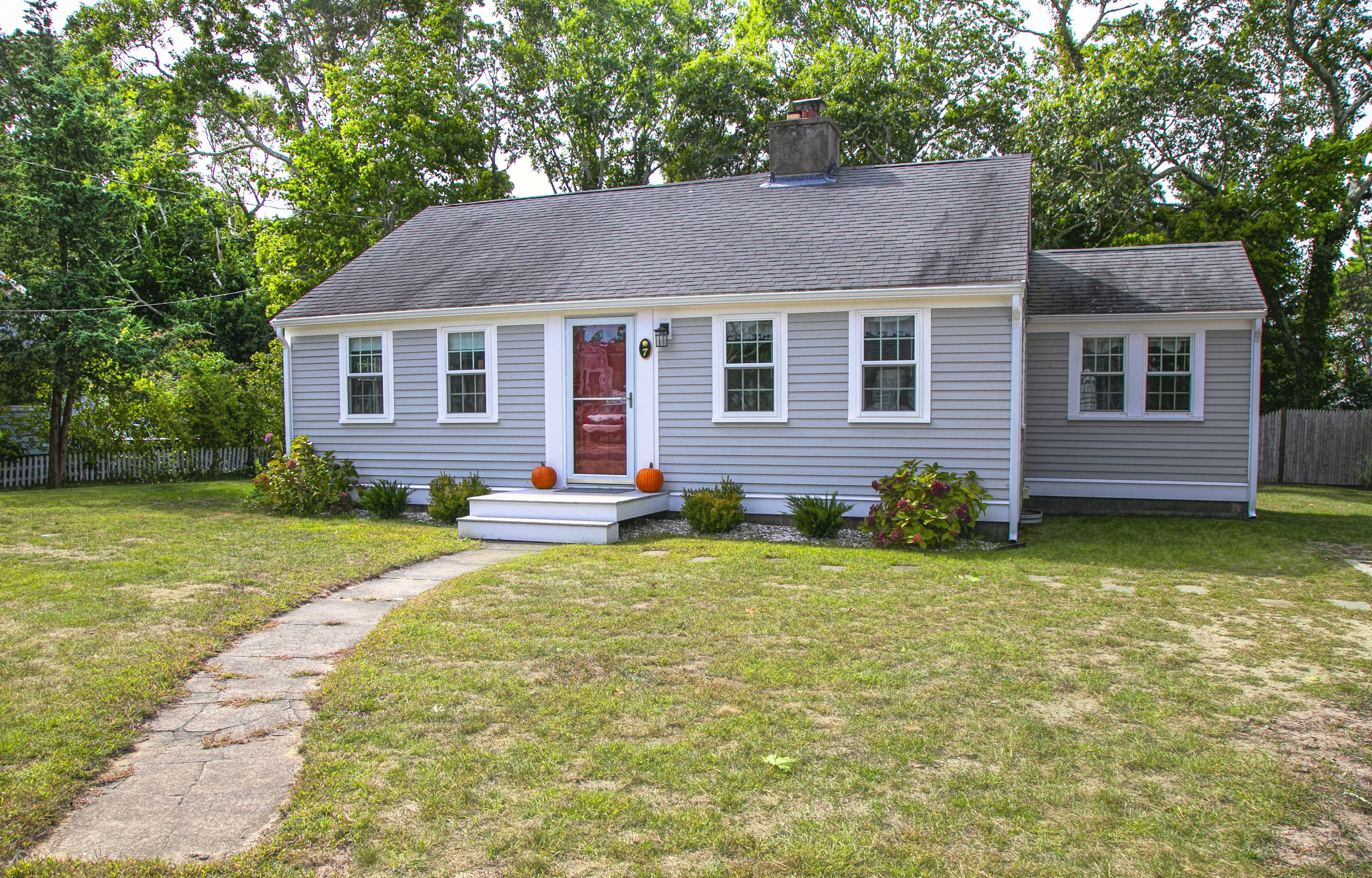 7 Uncle Ephriams Road South Yarmouth MA 02664