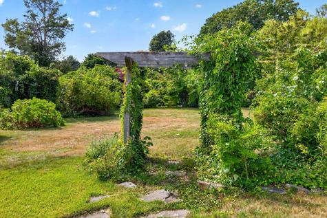 1210 County Road Cataumet MA 02534