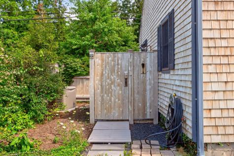 1210 County Road Cataumet MA 02534