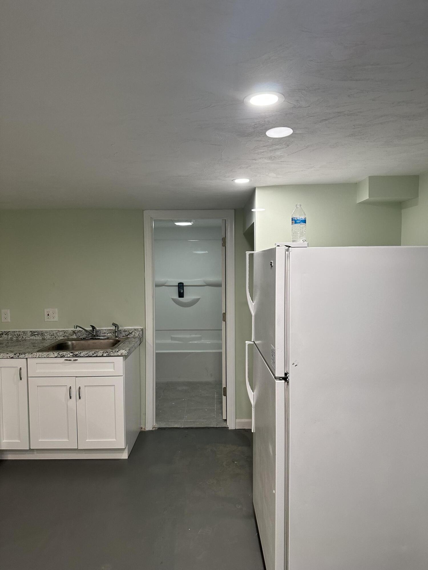 7 Central Avenue Plymouth MA 02360