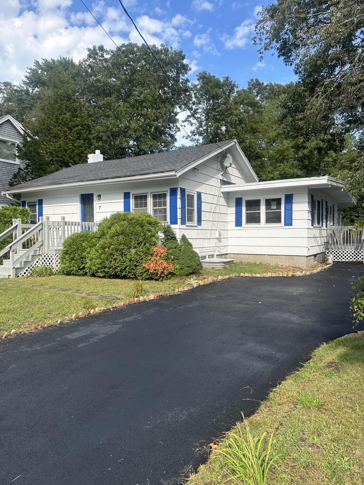 7 Central Avenue Plymouth MA 02360