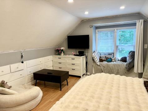 123 Fawcett Lane Hyannis MA 02601