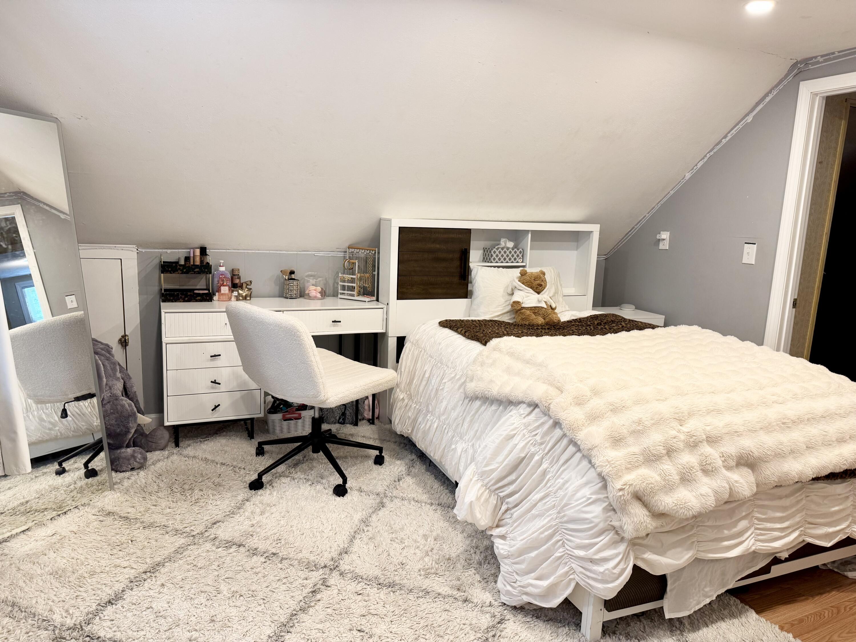 123 Fawcett Lane Hyannis MA 02601