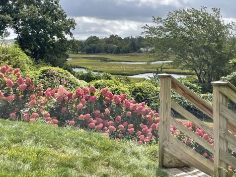 6 Burg Avenue Sandwich MA 02563