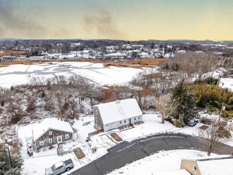 6 Burg Avenue Sandwich MA 02563