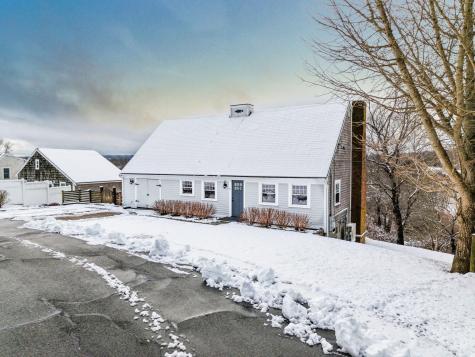 6 Burg Avenue Sandwich MA 02563