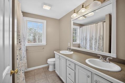 57 Grand Oak Road Sandwich MA 02644