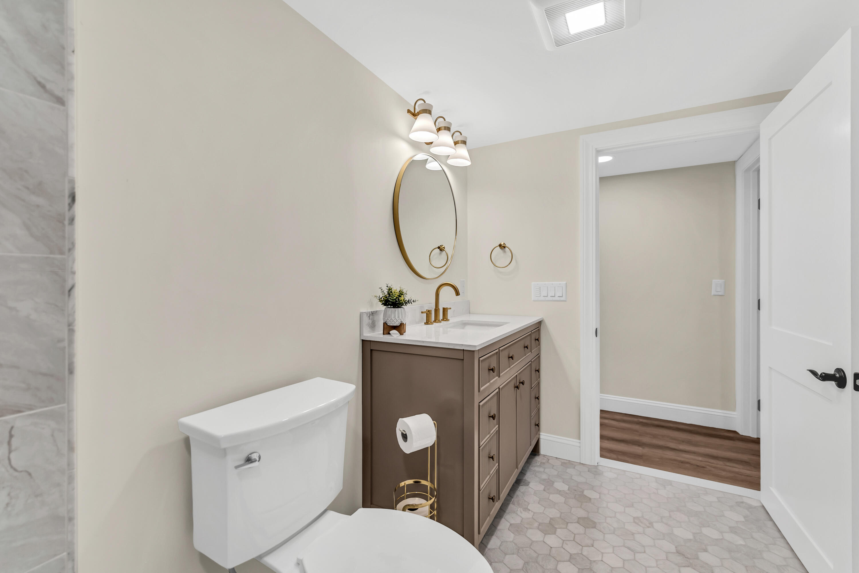 91 Depot Road Harwich MA 02671