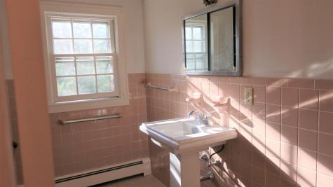 17 Bridge Street East Falmouth MA 02536
