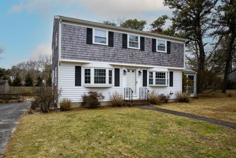 17 Neil Road Dennis MA 02639