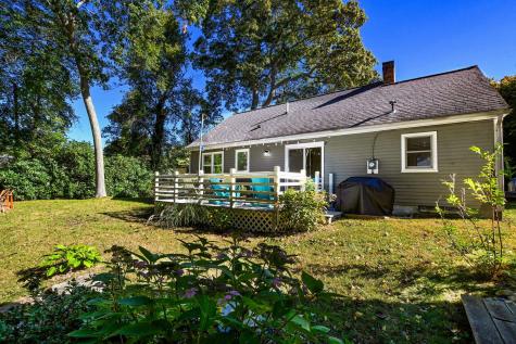 14 Amvets Avenue Falmouth MA 02540