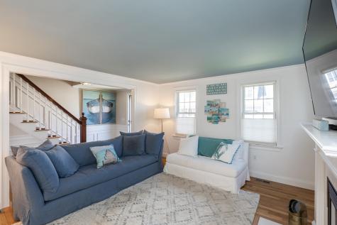 16 Amherst Avenue Falmouth MA 02540