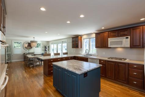 16 Amherst Avenue Falmouth MA 02540