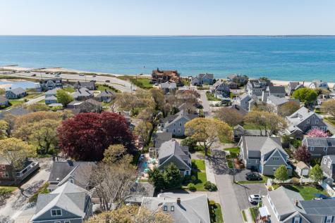 16 Amherst Avenue Falmouth MA 02540