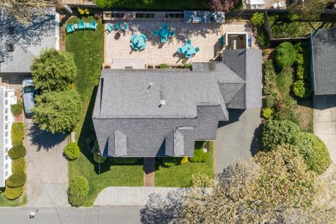 16 Amherst Avenue Falmouth MA 02540
