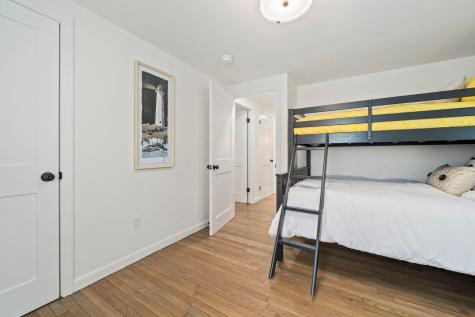 4 Thach Lane Barnstable MA 02601