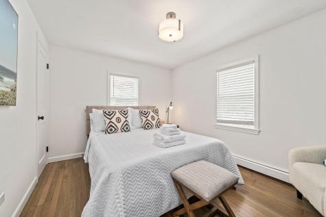 4 Thach Lane Barnstable MA 02601