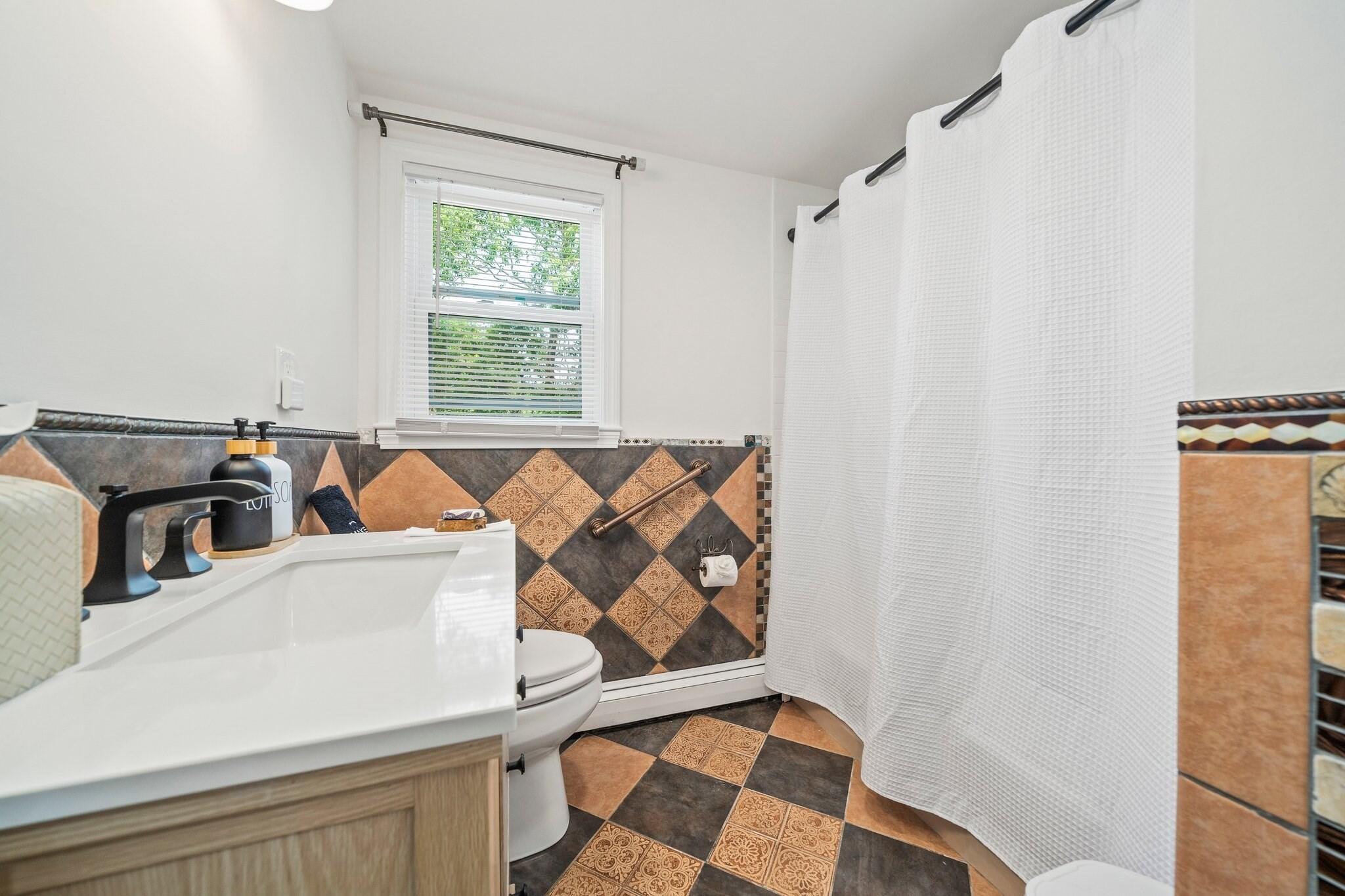 4 Thach Lane Barnstable MA 02601