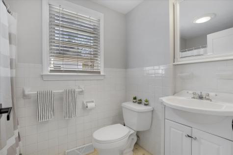 22 Avery Road Bourne MA 02559