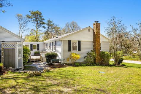 22 Avery Road Bourne MA 02559