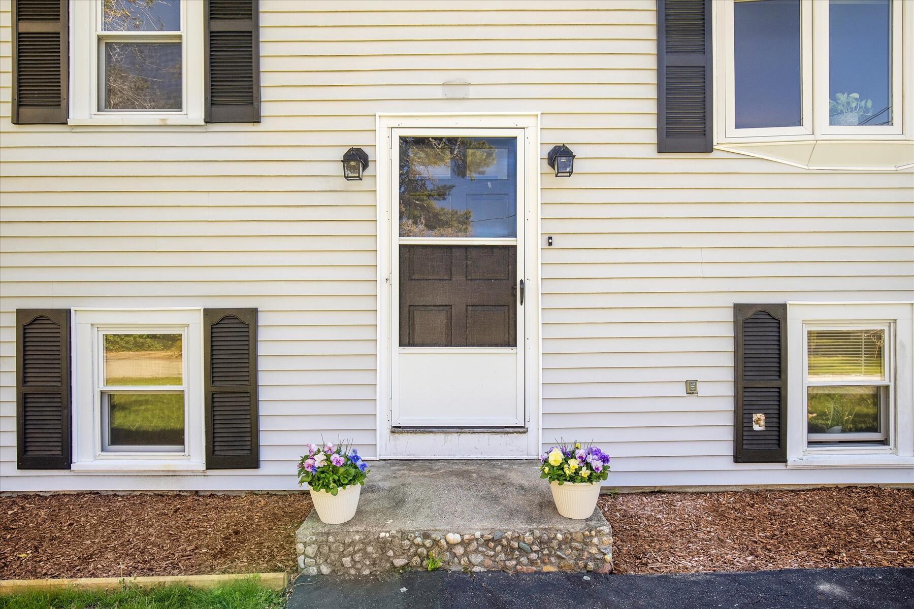 22 Avery Road Bourne MA 02559