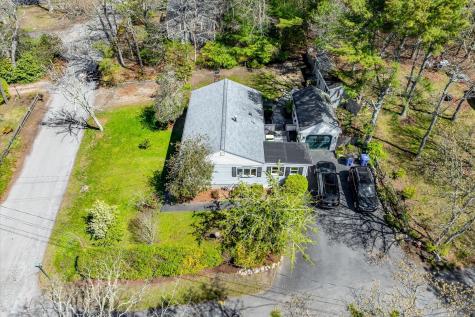 22 Avery Road Bourne MA 02559