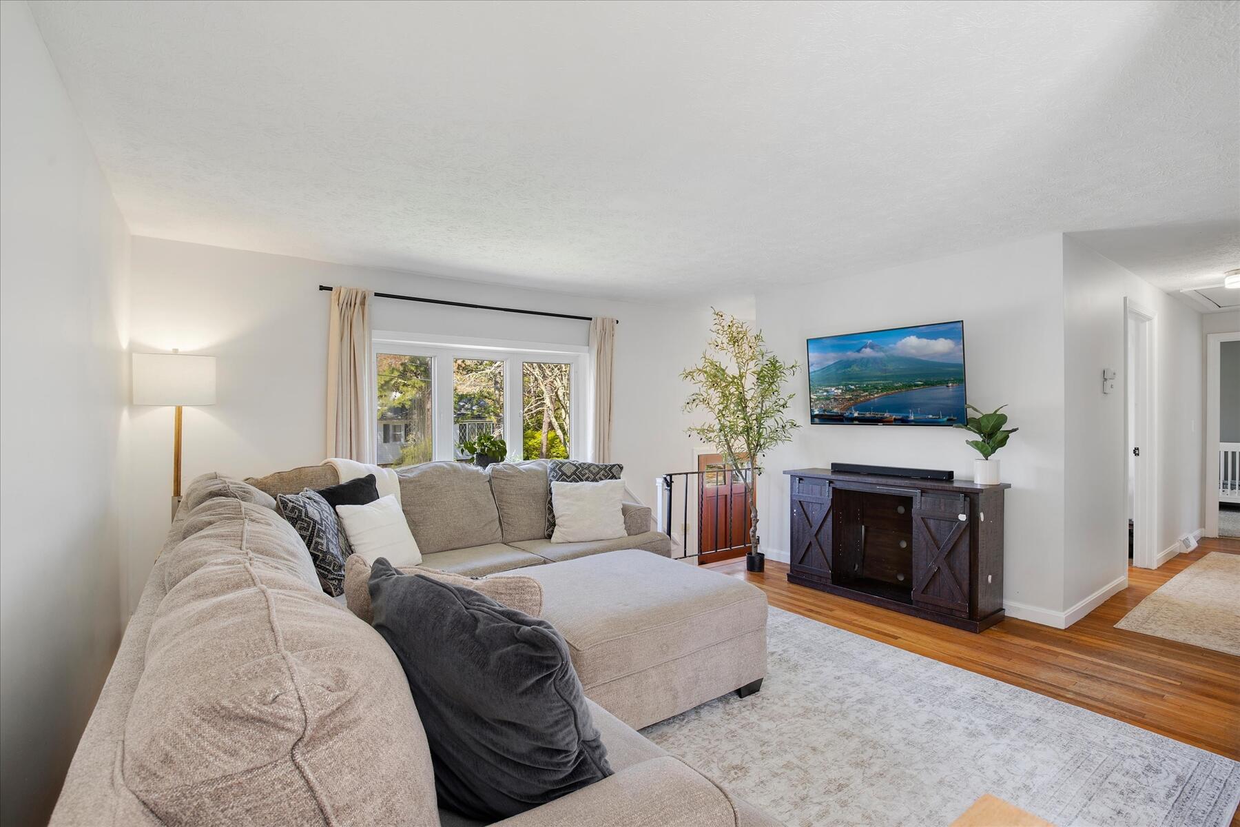22 Avery Road Bourne MA 02559