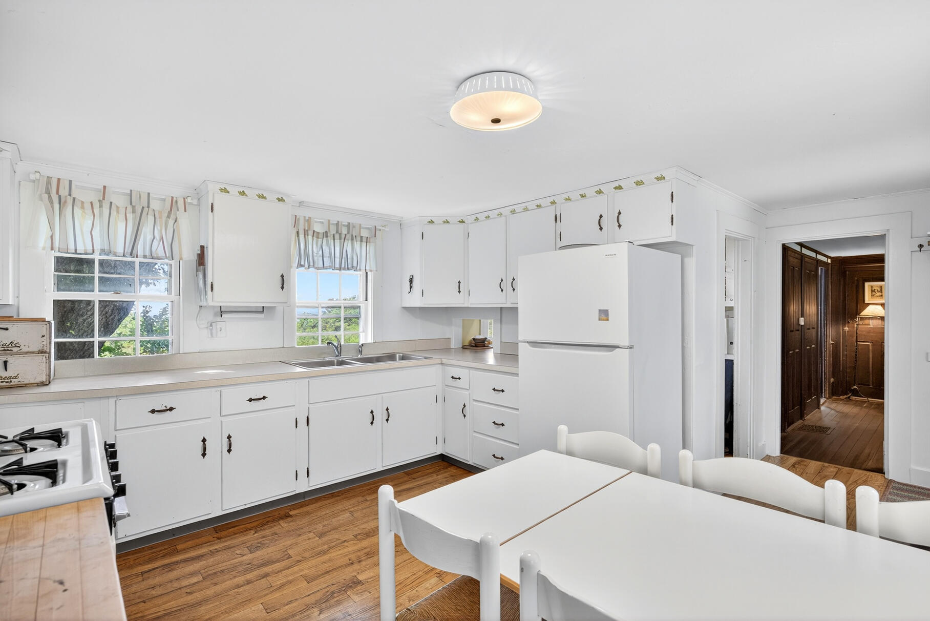 10 Cartway Eastham MA 02642