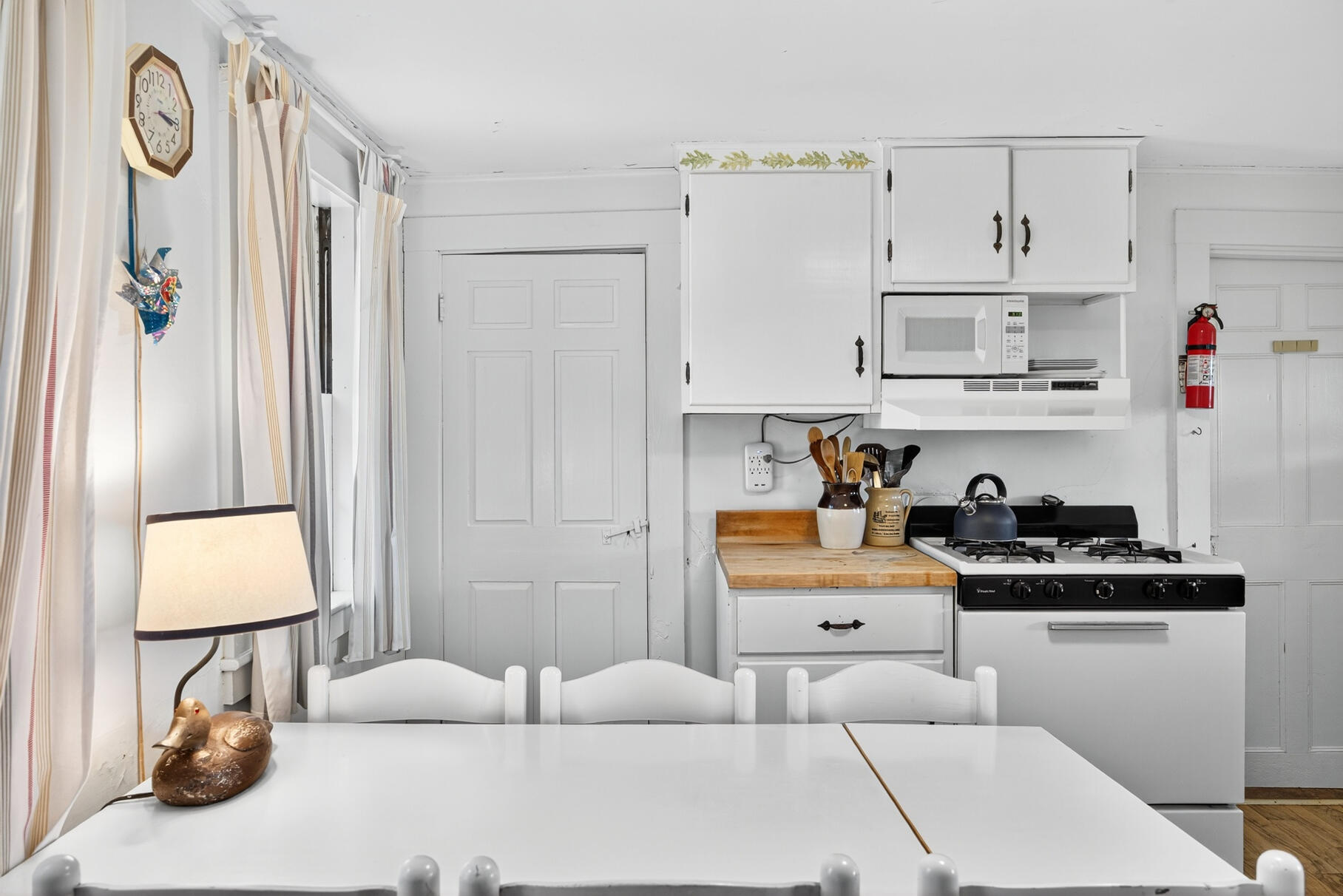 10 Cartway Eastham MA 02642