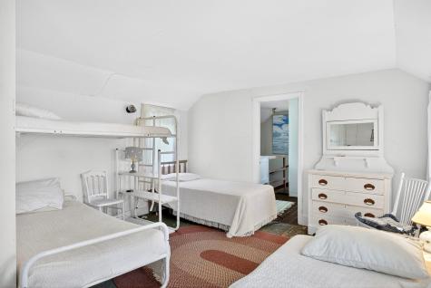 10 Cartway Eastham MA 02642