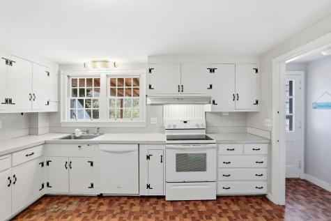 407 Sippewissett Road Falmouth MA 02540