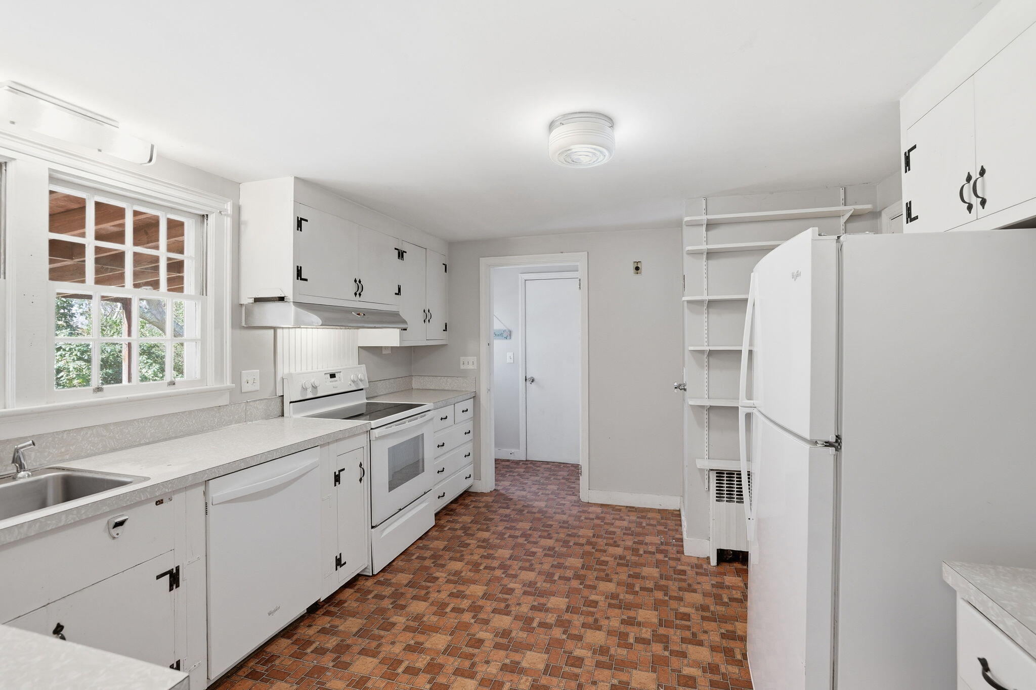 407 Sippewissett Road Falmouth MA 02540